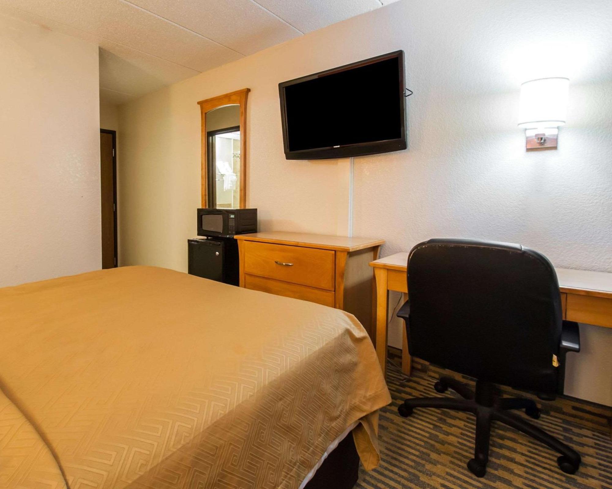 Econo Lodge Kansas City Downtown North Buitenkant foto