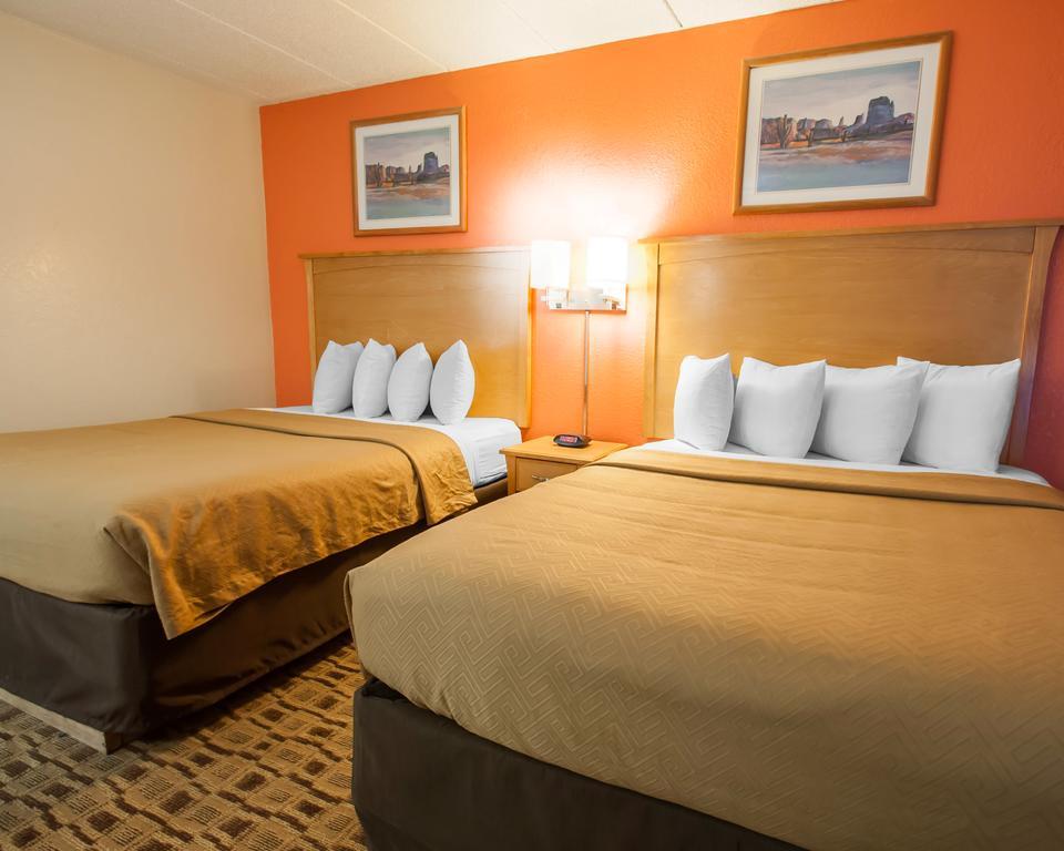 Econo Lodge Kansas City Downtown North Buitenkant foto